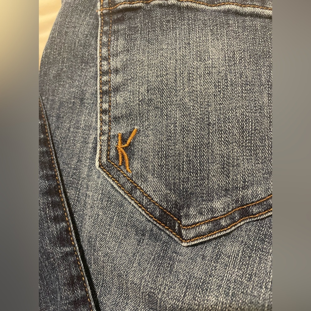 Kut from the Kloth size 10 blue high rise Asher Straight Leg cuffed jeans - Picture 7 of 7